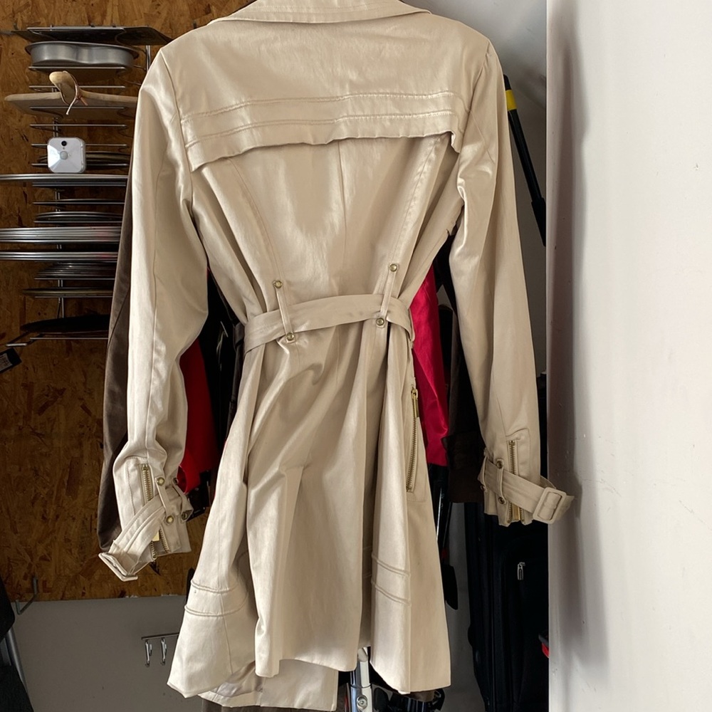 Bebe trench coat - Picture 2 of 3